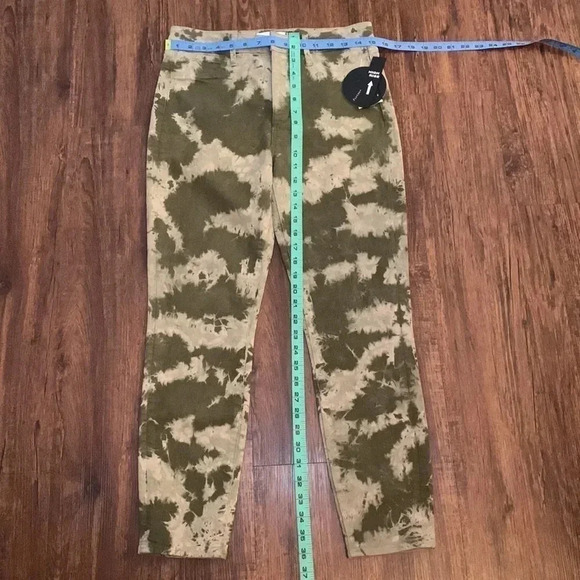 Articles of Society Women’s 28 Camouflage Jeans Skinny Ankle Stretch NWT - Picture 6 of 13